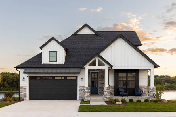 Best Roof Moss and Algae Removal  in Inverness, CA